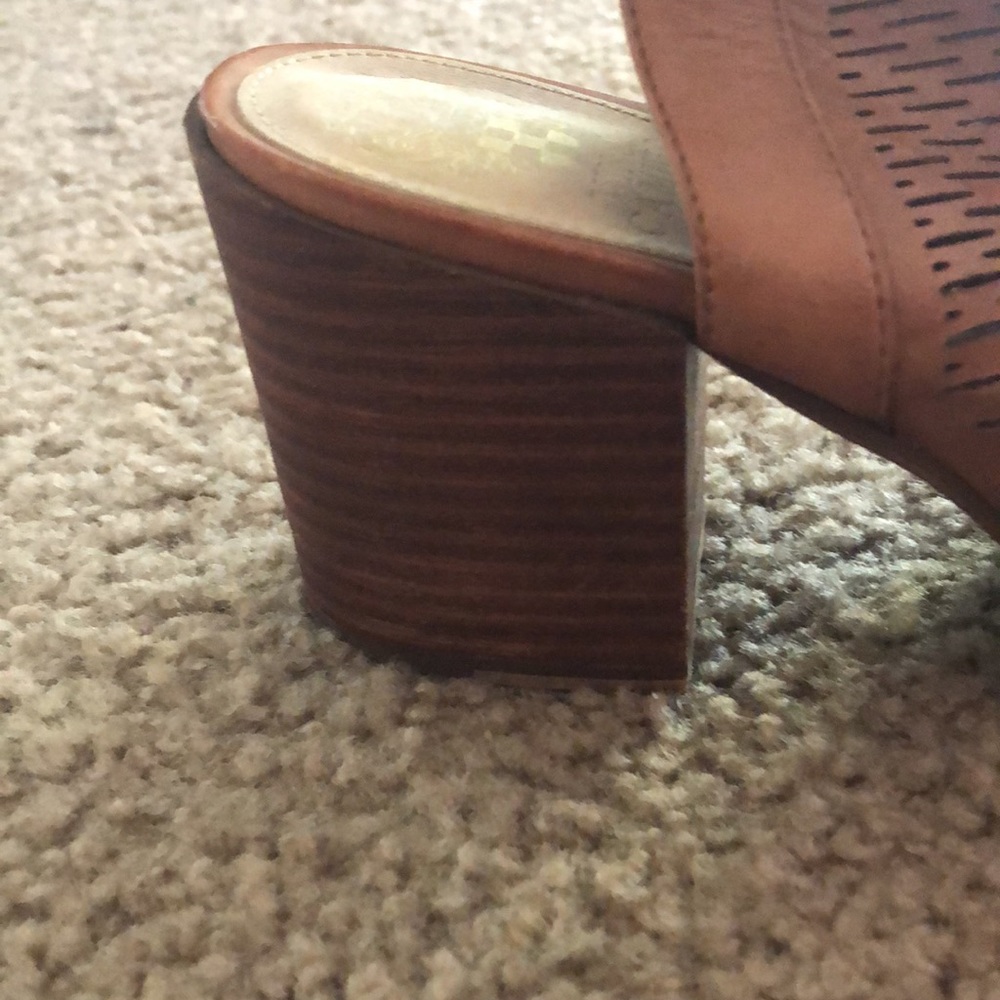 Vince Camuto summer block heel sandal - Picture 3 of 7